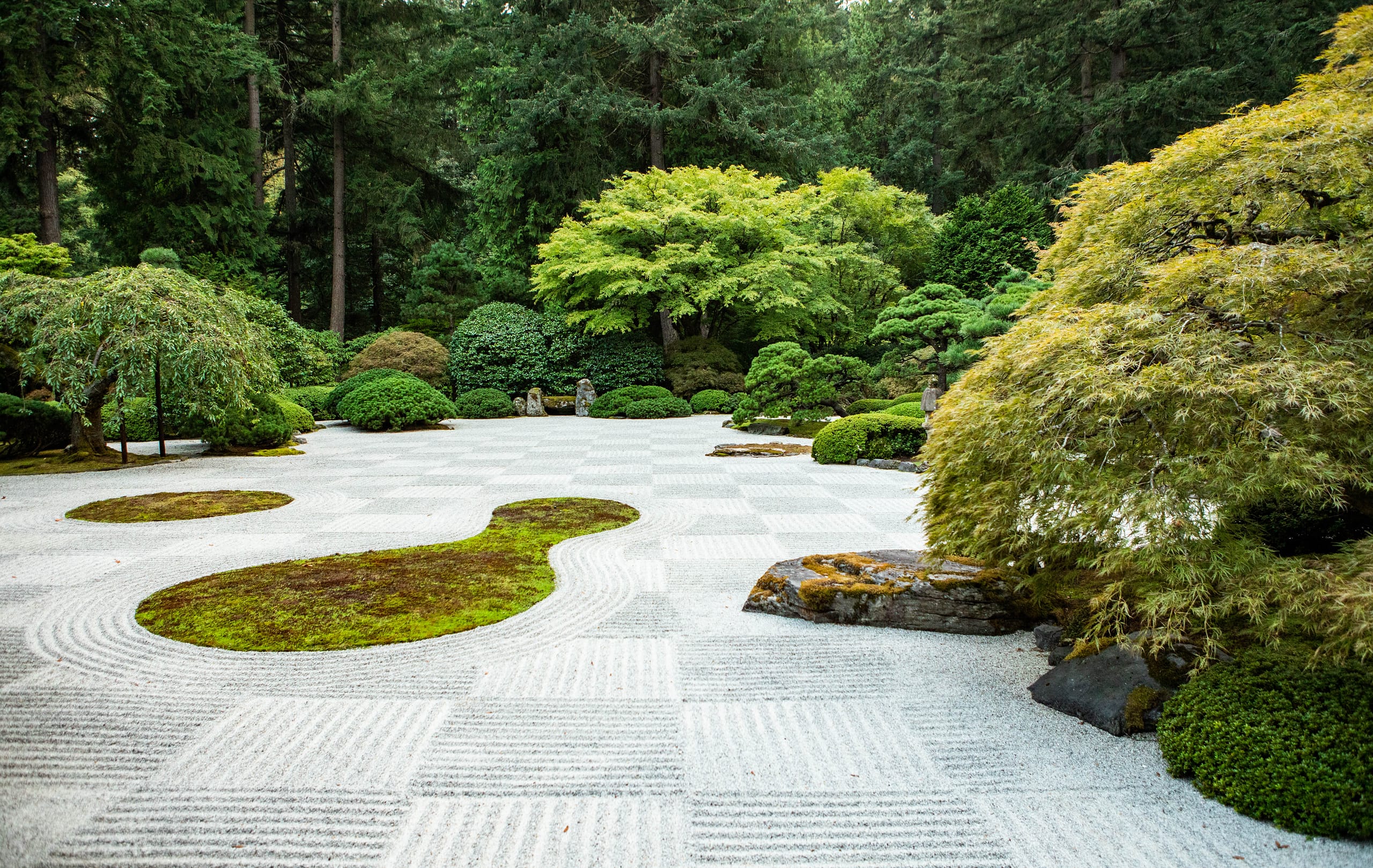 raked gravel in a checkerboard style