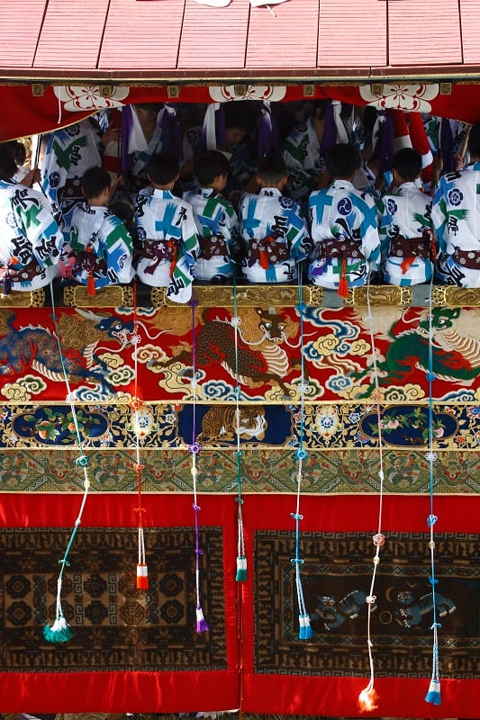 photo-by-Akira-Nakata.jpg
