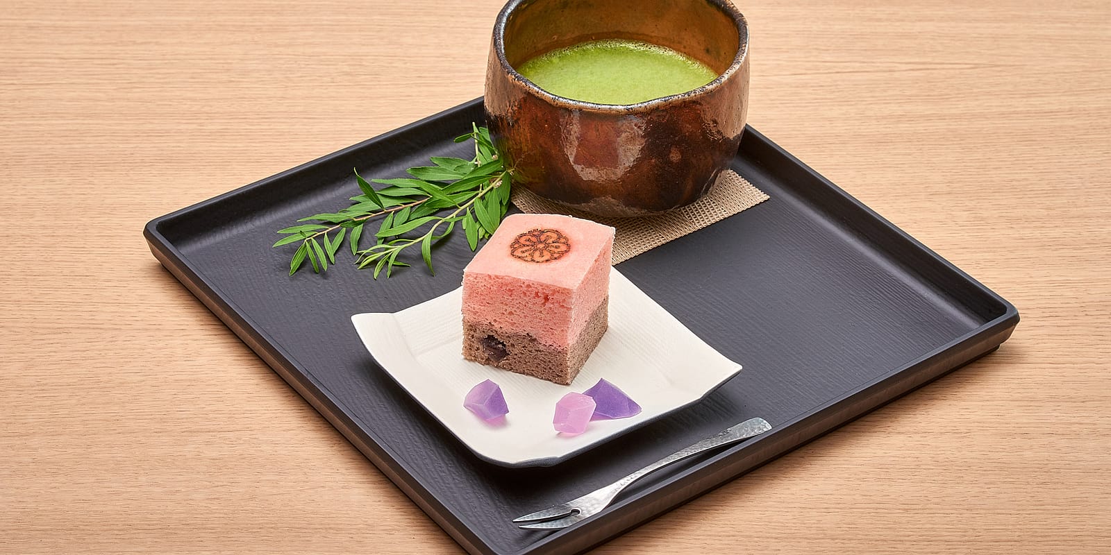 Umami Cafe August 2018 Photos by Aaron Lee - 2018-09-04 - 180821_UmamiCafe9010_Pink Cake Edit