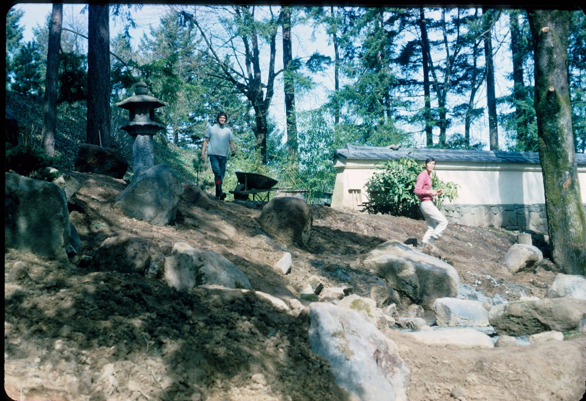 日本の庭 AN APPROACH TO NATURE The Zoki no Niwa of Portland Japanese Garden: A Uniquely