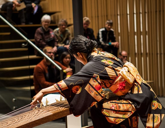 Mitsuki Dazai performing koto music at Moonviewing 2017